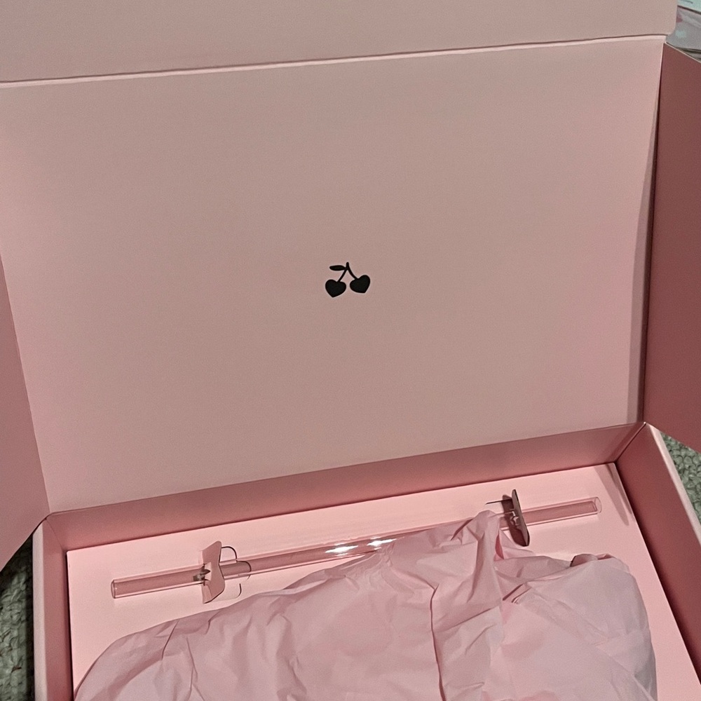 NWT The Valentine’s Day Quencher H2.0 Flowstate Tumbler - Picture 5 of 7